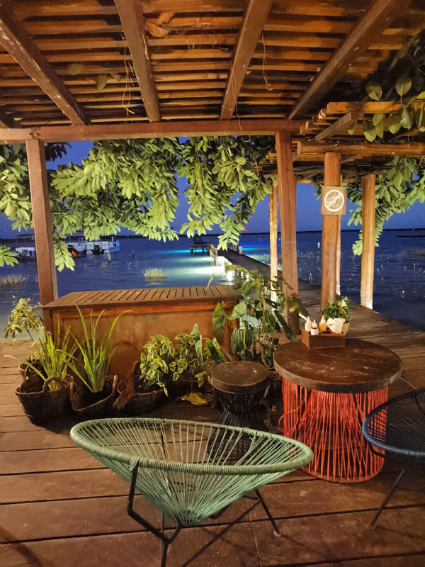 restaurant sur la lagune de bacalar