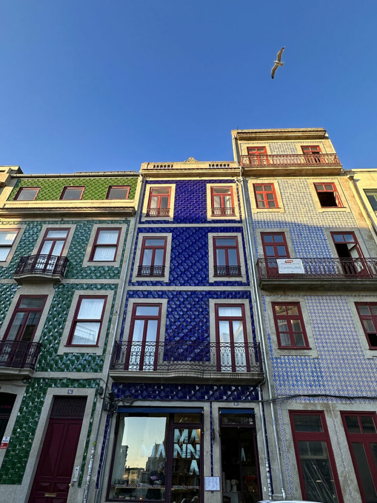 Visiter Porto et ses façades colorées
