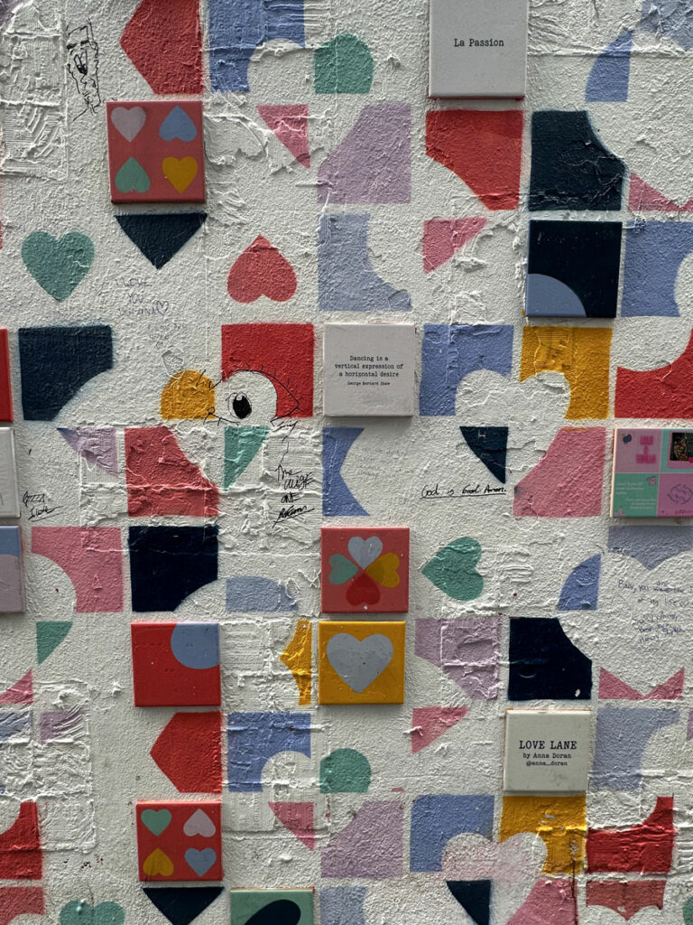 Wall of love, Dublin