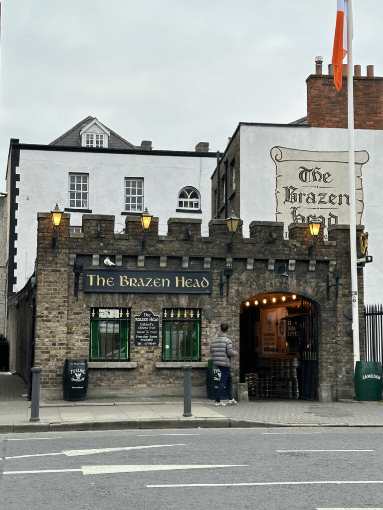 The Breazen head, Dublin