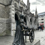 La fameuse statue de Molly Malone à Dublin
