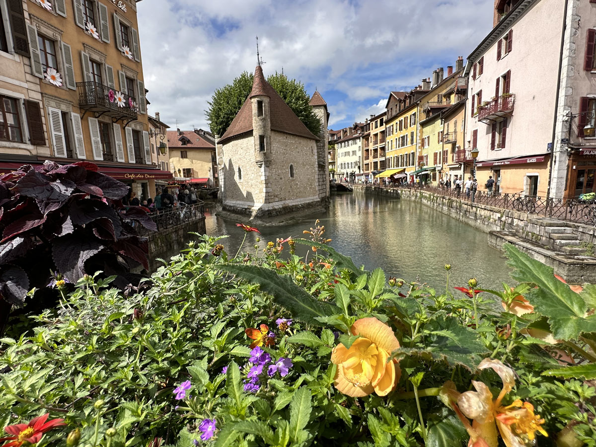 You are currently viewing Visiter Annecy en 3 jours, que voir que faire autour du lac ?